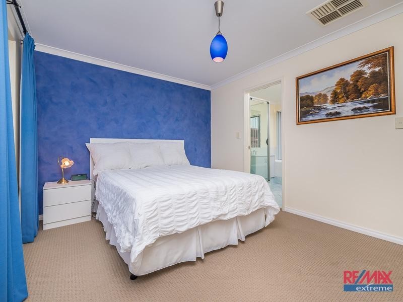 14 Woodlake Retreat, Kingsley WA 6026