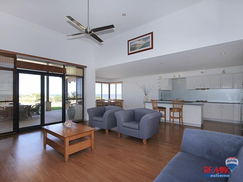 206 Ocean Drive, Quinns Rocks WA 6030