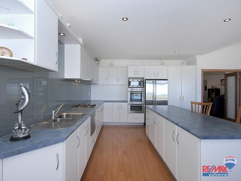 206 Ocean Drive, Quinns Rocks WA 6030