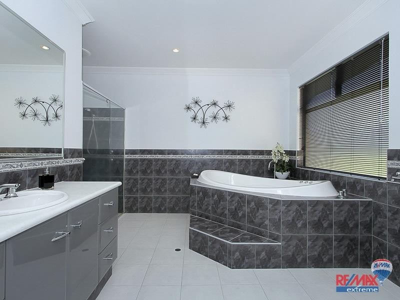 206 Ocean Drive, Quinns Rocks WA 6030