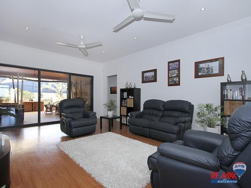206 Ocean Drive, Quinns Rocks WA 6030
