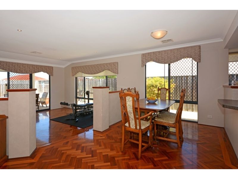 8 Doddington Way, Quinns Rocks WA 6030