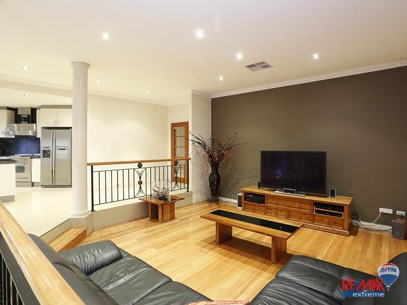 4 Hamel Close, Landsdale WA 6065