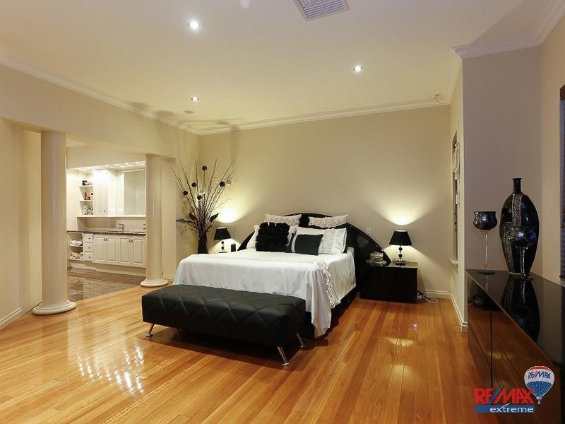 4 Hamel Close, Landsdale WA 6065