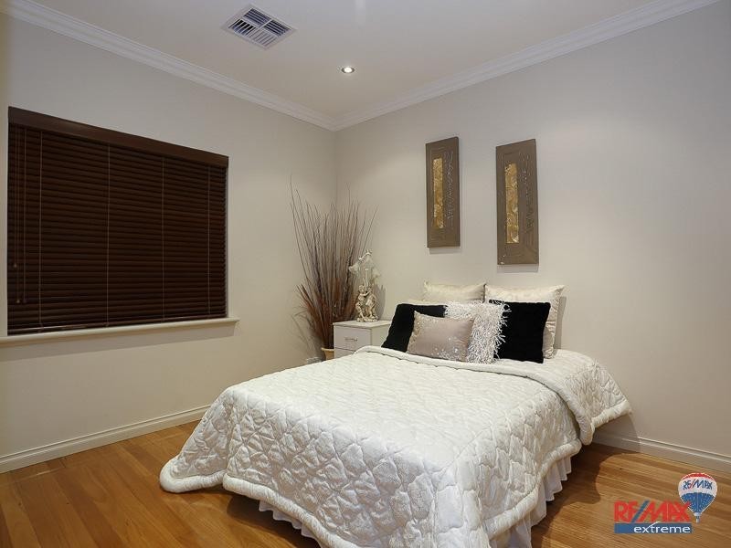 4 Hamel Close, Landsdale WA 6065