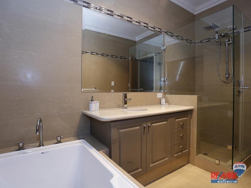 4 Hamel Close, Landsdale WA 6065