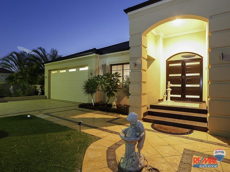 4 Hamel Close, Landsdale WA 6065