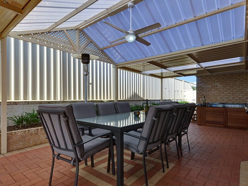 5 Urquhart Way, Hocking WA 6065