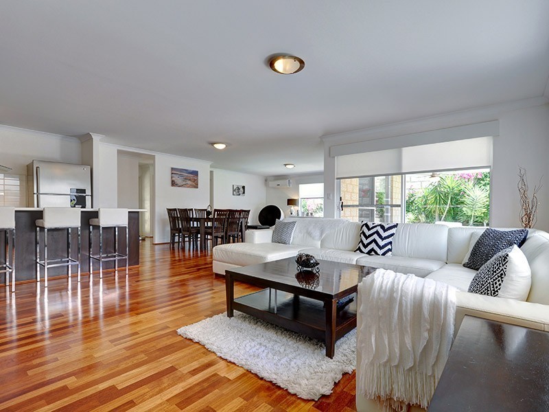 15 Chalkwell Bend, Landsdale WA 6065