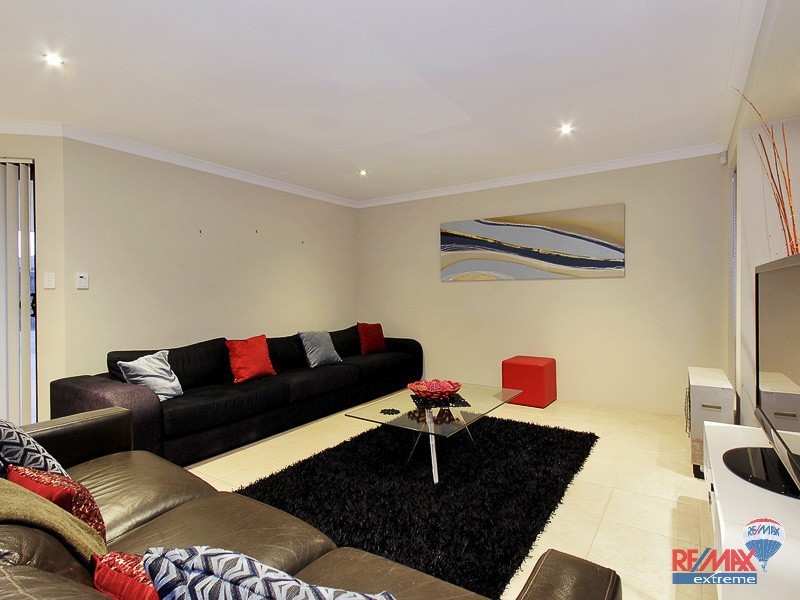 1 Dalry Cove, Butler WA 6036