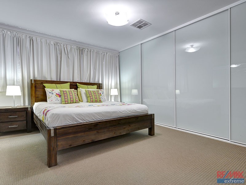 26 Montreal Street, Wanneroo WA 6065