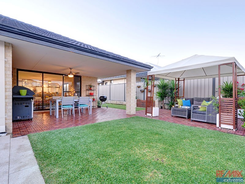 26 Montreal Street, Wanneroo WA 6065