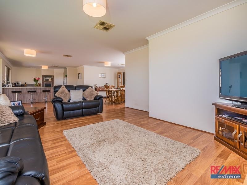 90 Benenden Avenue, Butler WA 6036