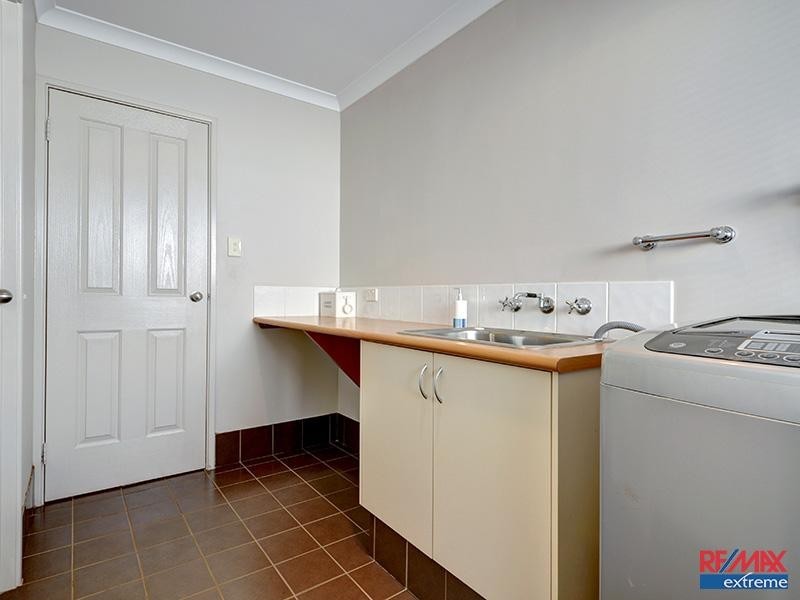 11 Lynnburn Pass*, Carramar WA 6031