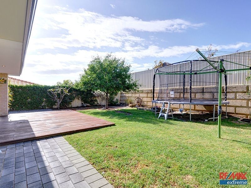 11 Lynnburn Pass*, Carramar WA 6031