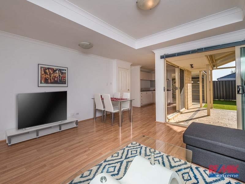 44 Ghost Gum Blvd, Banksia Grove WA 6031