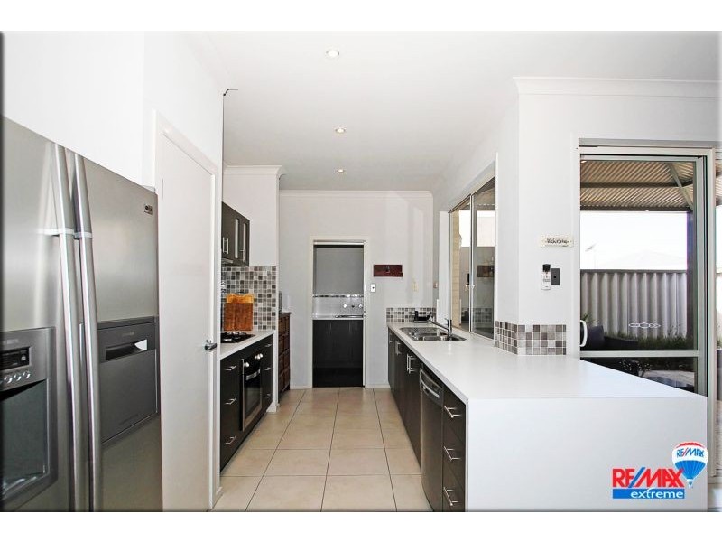 1 Pymore Crescent, Butler WA 6036