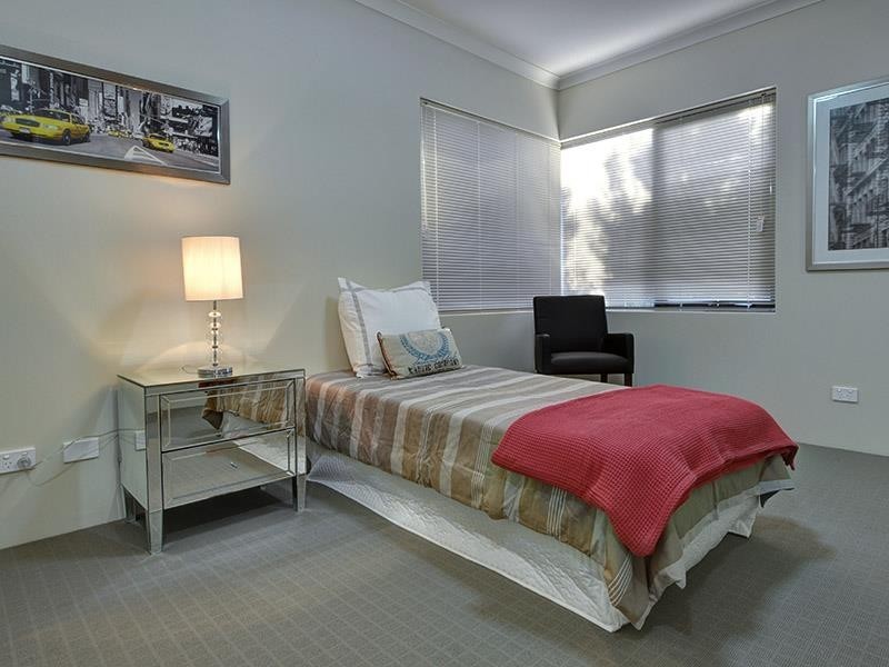 49 Discovery Circuit, Iluka WA 6028