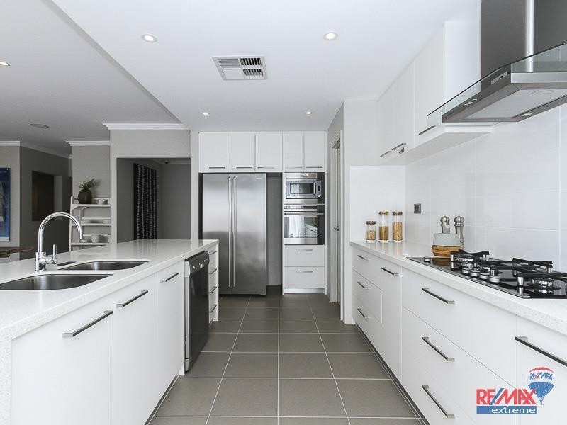 3 Malvern Road, Butler WA 6036