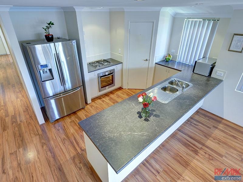 63 Brooklyn Avenue, Pearsall WA 6065