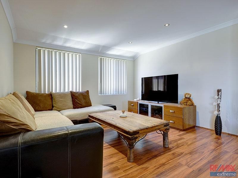 63 Brooklyn Avenue, Pearsall WA 6065