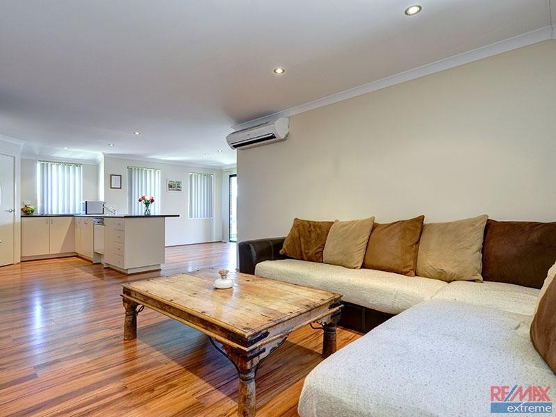 63 Brooklyn Avenue, Pearsall WA 6065