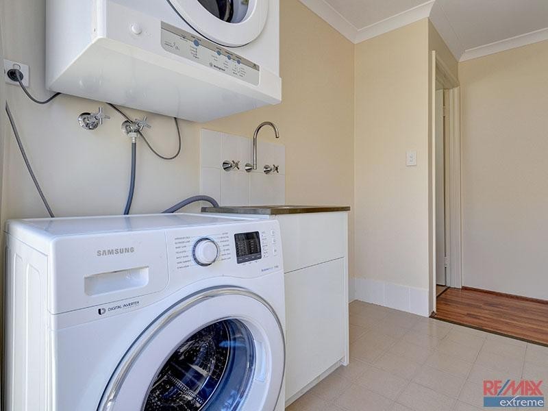 63 Brooklyn Avenue, Pearsall WA 6065