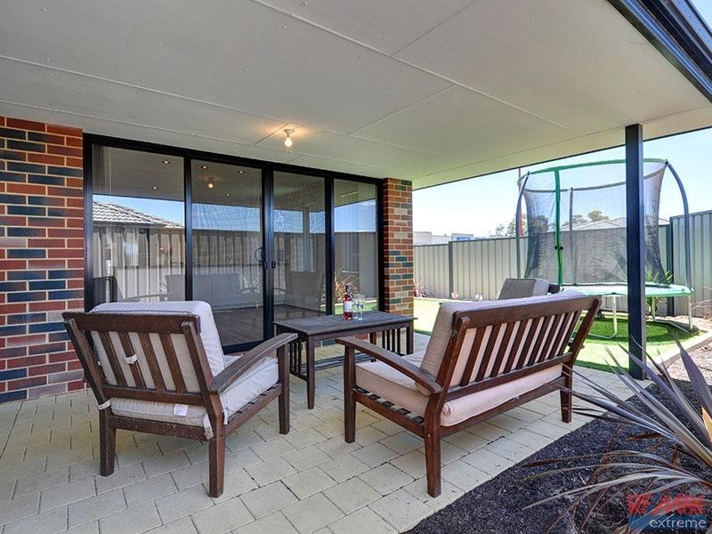 63 Brooklyn Avenue, Pearsall WA 6065