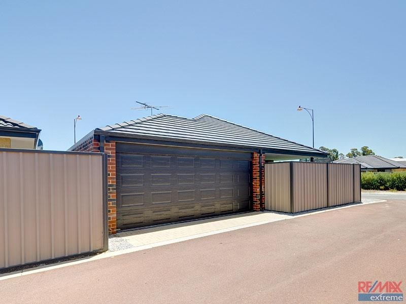 63 Brooklyn Avenue, Pearsall WA 6065