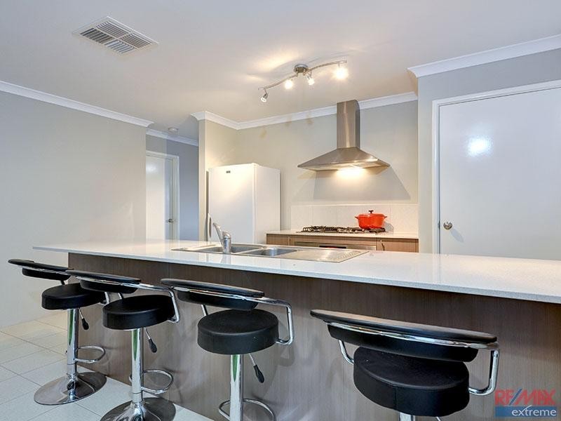 4 Mast Link, Yanchep WA 6035