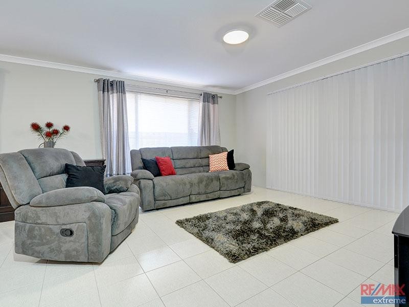 4 Mast Link, Yanchep WA 6035