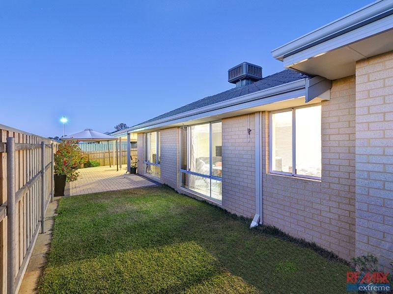 4 Mast Link, Yanchep WA 6035