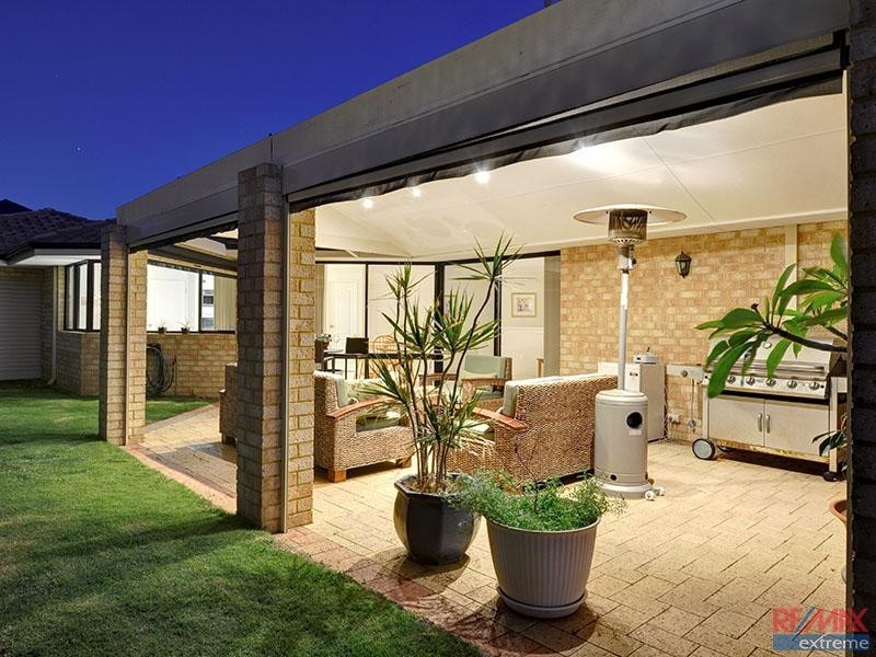 10 Holroyd Link, Wanneroo WA 6065