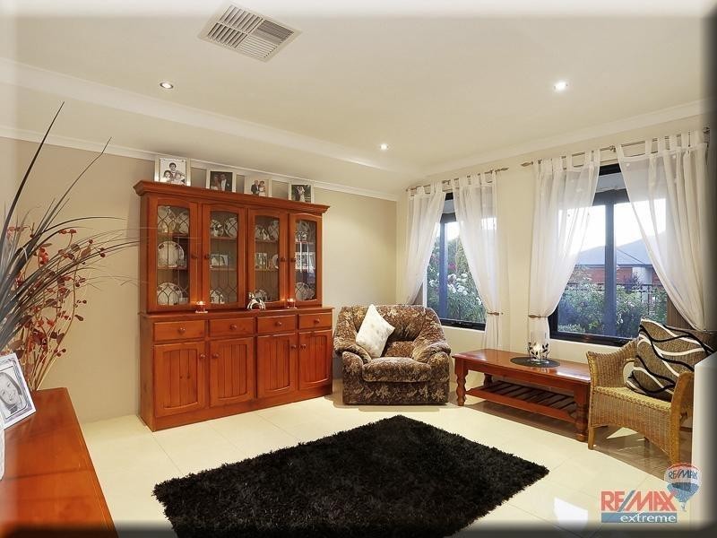 16 Arthog Street, Butler WA 6036