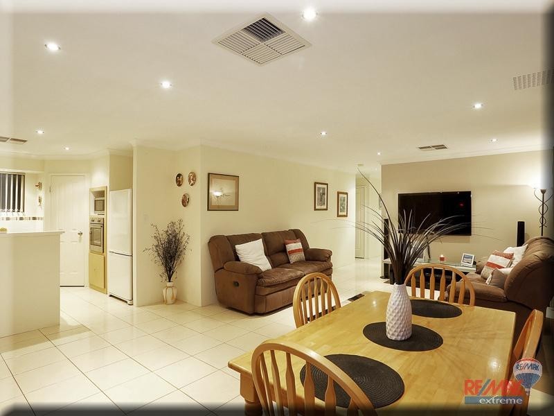 16 Arthog Street, Butler WA 6036