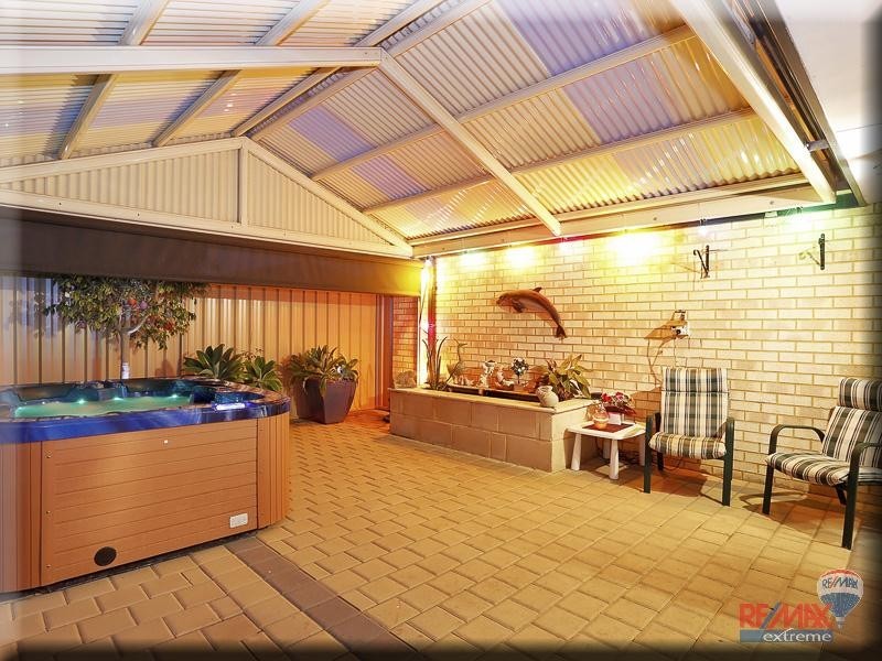 16 Arthog Street, Butler WA 6036