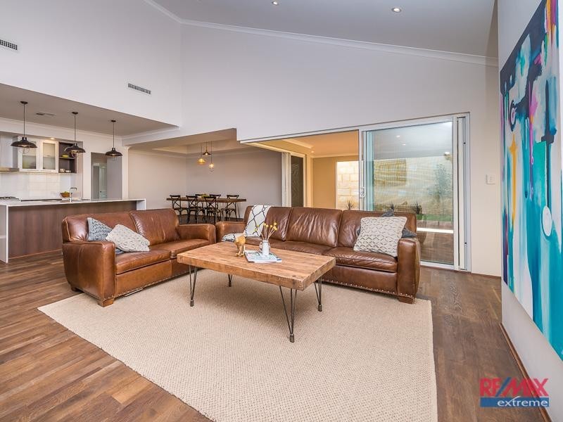 4 Chine Way, Alkimos WA 6038
