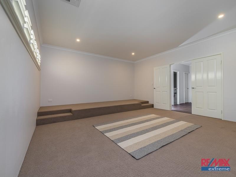 4 Chine Way, Alkimos WA 6038