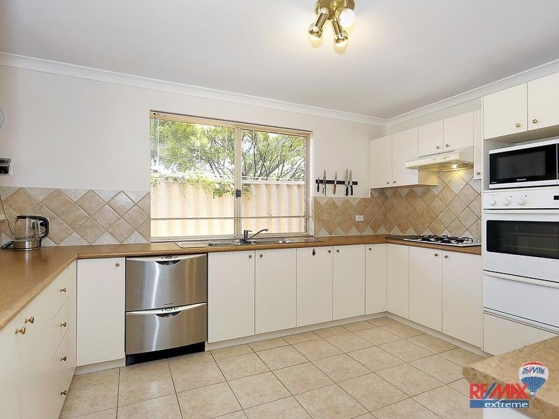 3/30 Parsons Way, Innaloo WA 6018