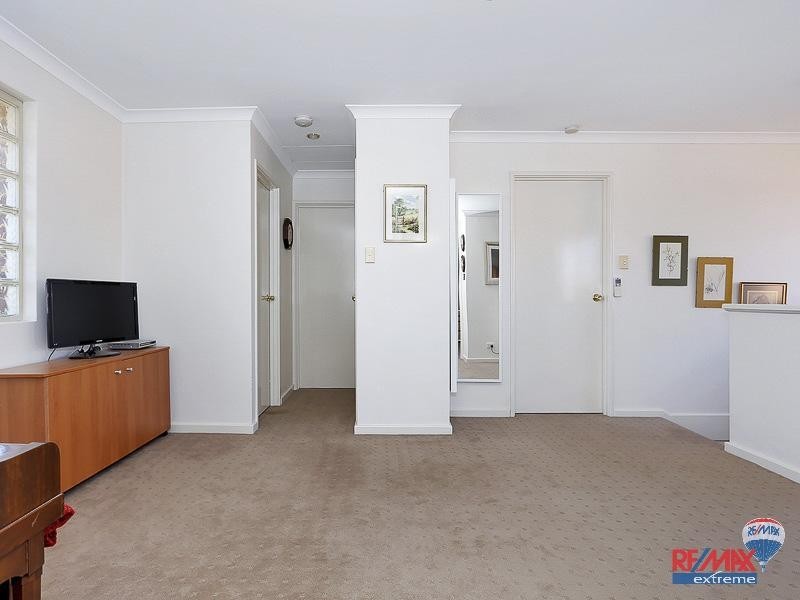 3/30 Parsons Way, Innaloo WA 6018