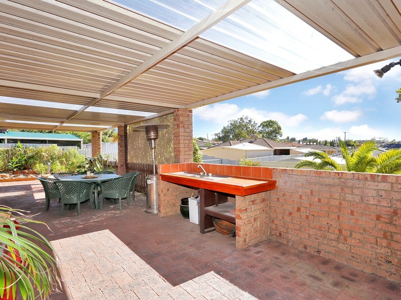 8 Ashburton Drive, Heathridge WA 6027