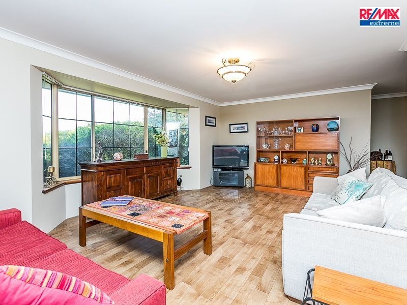 4 Caridean Street, Heathridge WA 6027