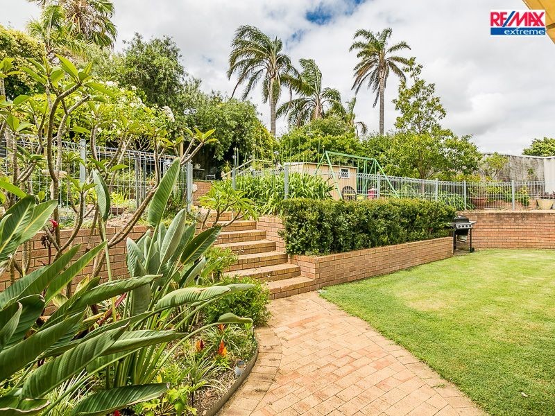 4 Caridean Street, Heathridge WA 6027