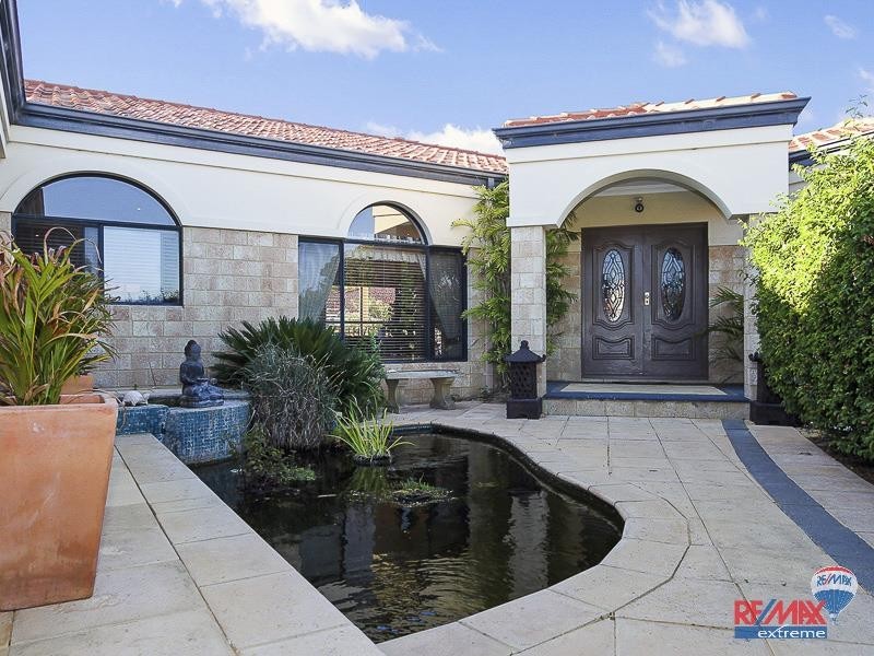 30 Graton Loop, Iluka WA 6028