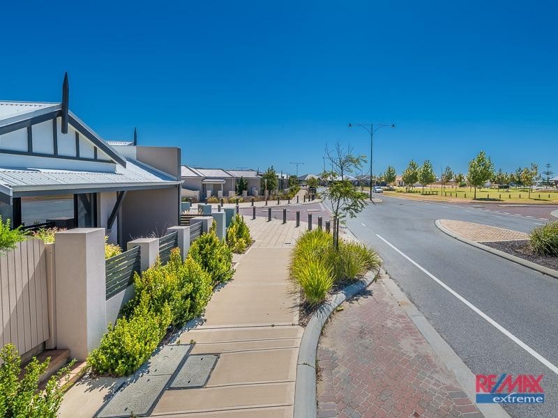 90 Kahana Parkway, Butler WA 6036