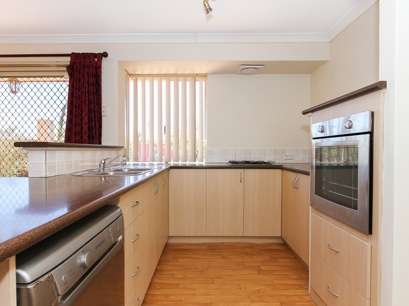 2 Shepperton Drive, Butler WA 6036