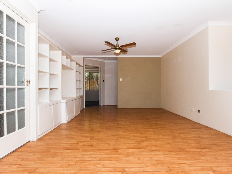 2 Shepperton Drive, Butler WA 6036