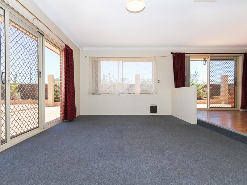 2 Shepperton Drive, Butler WA 6036