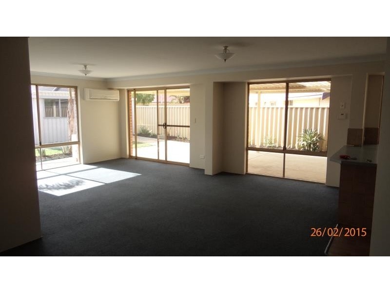 8 Tidworth Elbow, Butler WA 6036