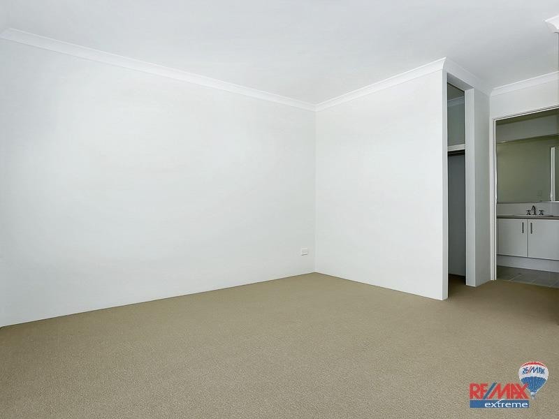 21 Giallo Way, Eglinton WA 6034